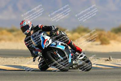 media/Feb-13-2022-SoCal Trackdays (Sun) [[c9210d39ca]]/Turn 16 (145pm)/